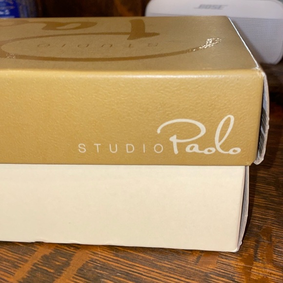 Studio Paolo Ladies 9M White & Turquoise slip-on slippers NEW in BOX - Picture 4 of 16